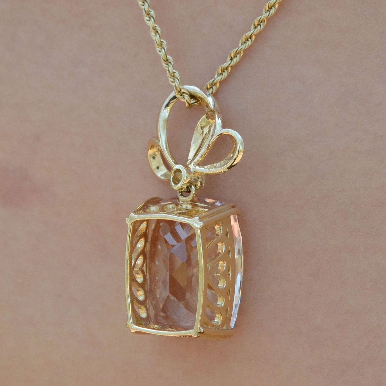 15 Carat Morganite & Diamond Yellow Gold Rope Necklace