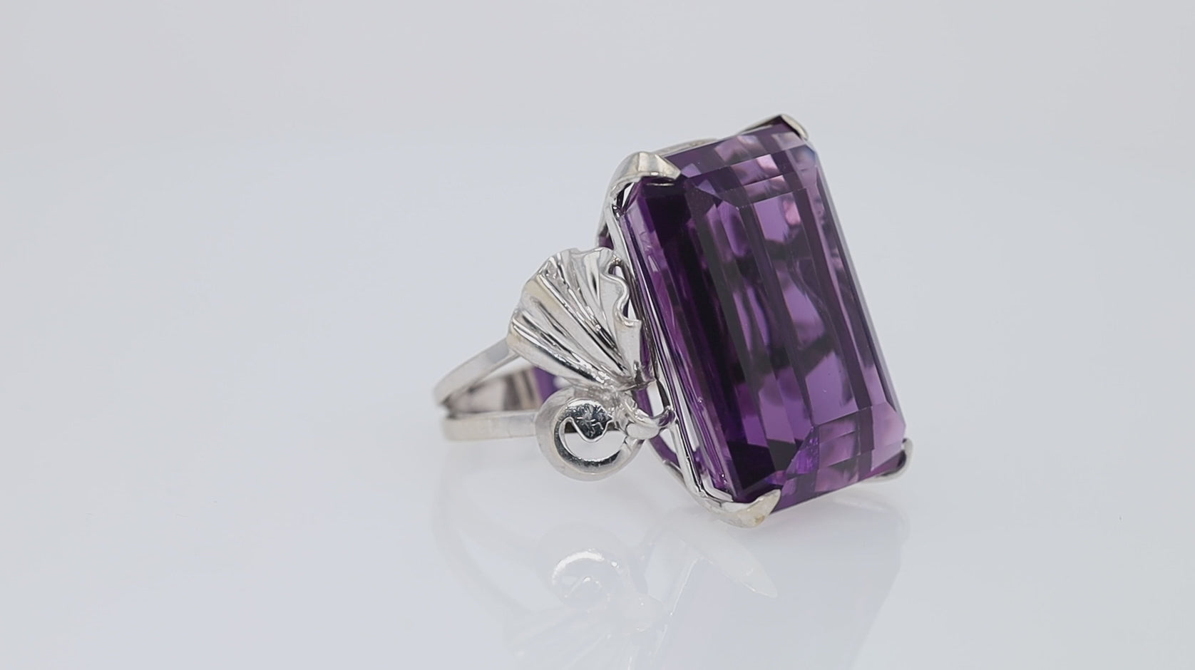 Retro 40 Carat Amethyst and 14k White Gold Cocktail Ring